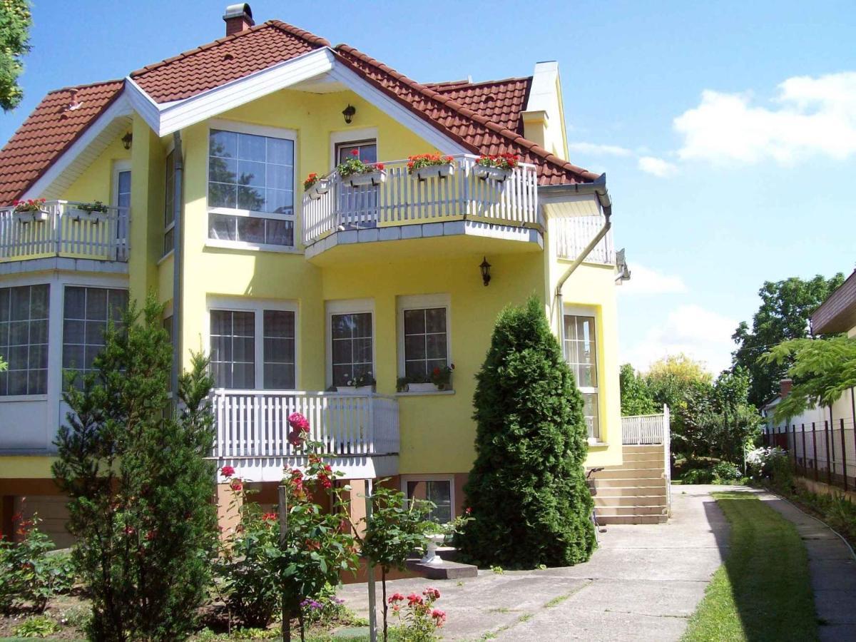 Apartment Siofok, Lake Balaton 1 Exteriör bild